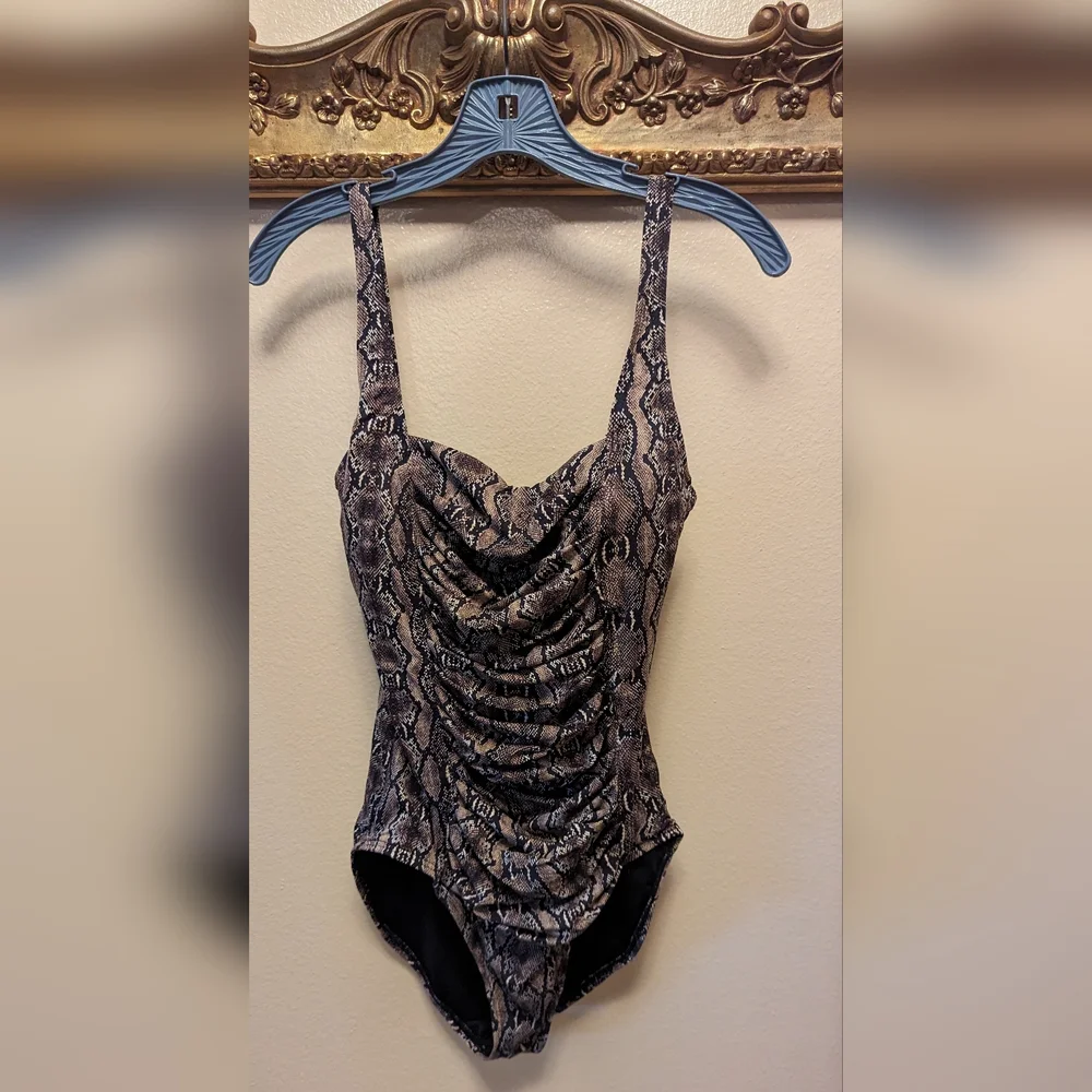 CALVIN KLEIN SNAKESKIN PRINT SWIMSUIT SZ 8 - Picture 1 of 8